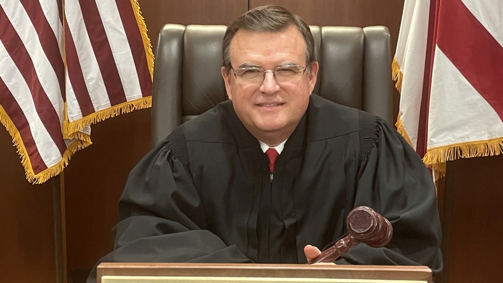 Sc judge outlet